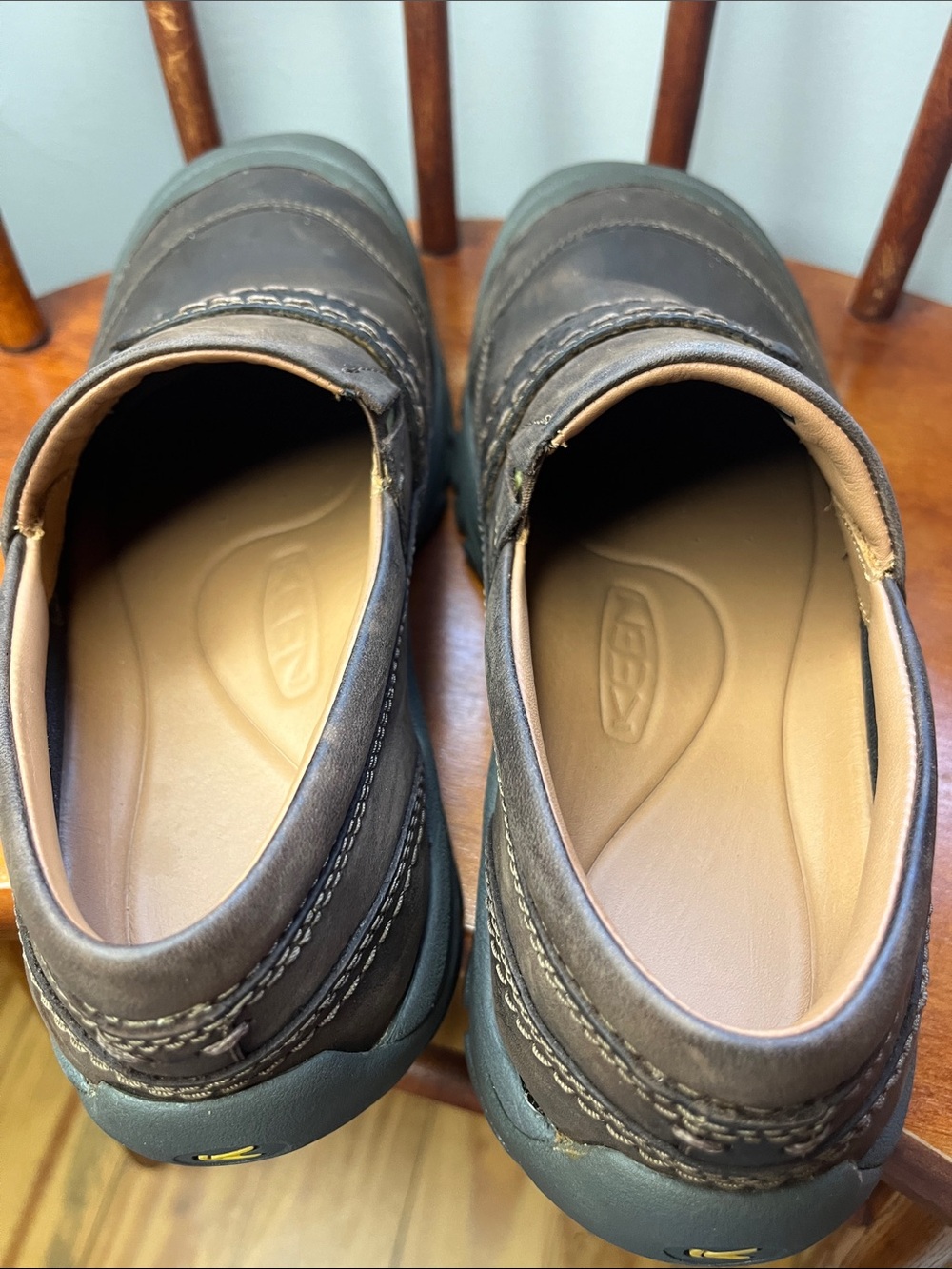 KEEN Women’s Kaci II Slip On Shoes Dark Brown Leather Comfort Loafers Size 9 EUC - Picture 6 of 11